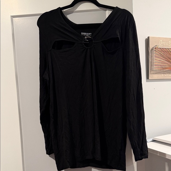 torrid Tops - Torrid Black Long Sleeve Top with Ring Detail